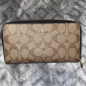 Coach wallet